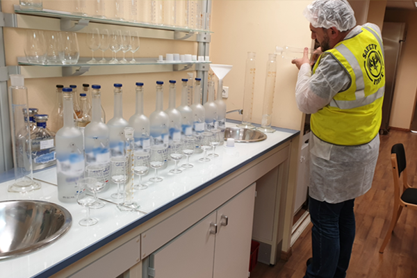 Drinkslab for reengineering water